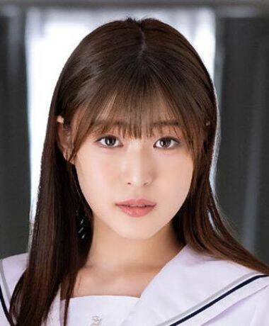 타카시로 나기사