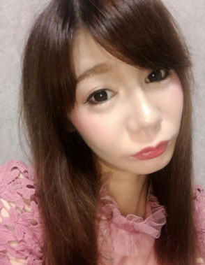 혼죠 나나 (Nana Honjo . 本城ナナ) 1