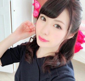 나루미 안나 (Anna Narumi . なるみ杏奈) 3